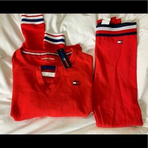 Brand new Vintage Tommy Hilfiger sweatsuit